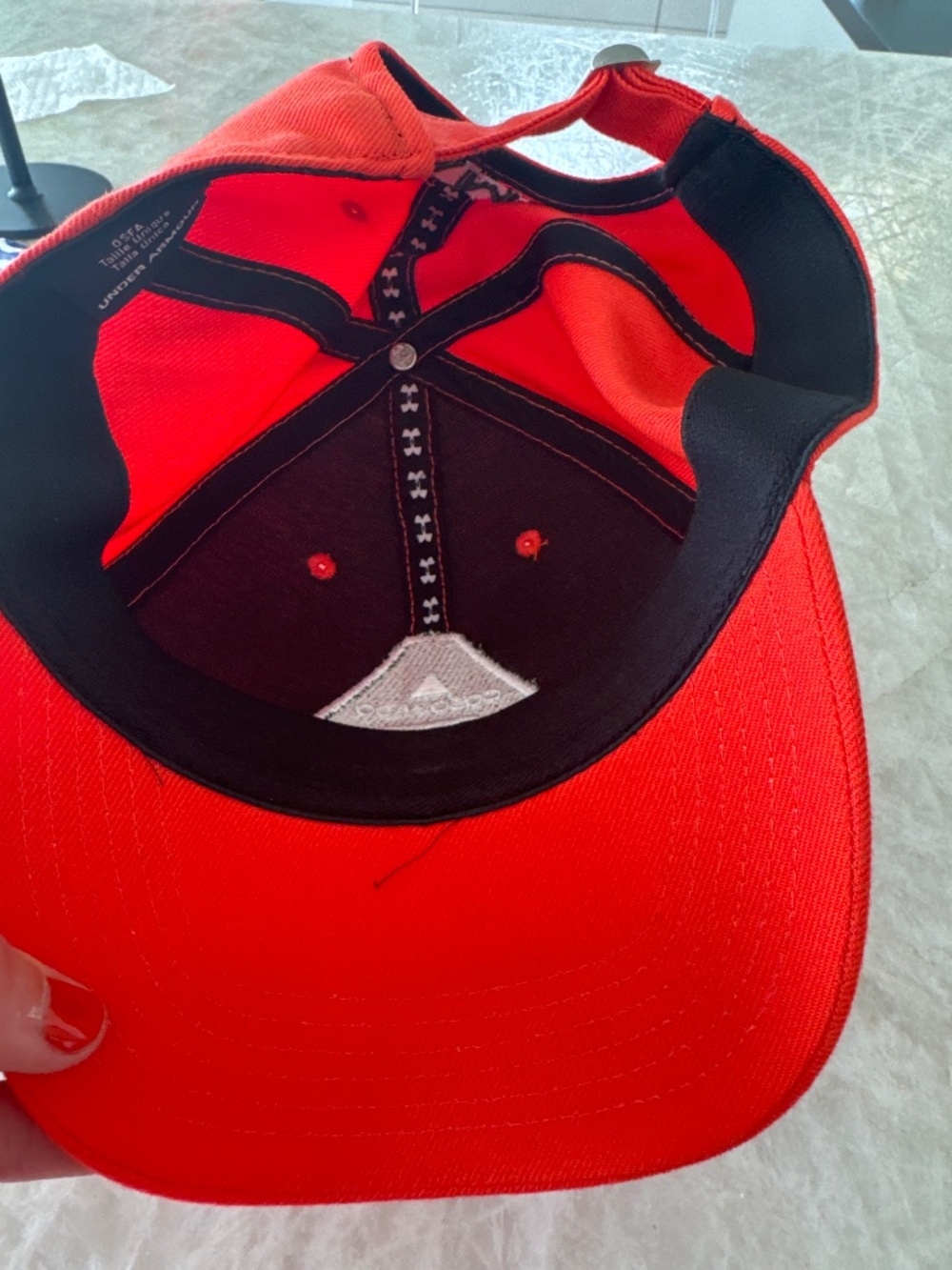 Men’s baseball hat - Picture 3 of 3